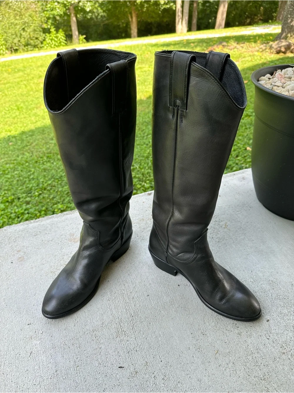 Frye Carson Pull On Boots size 7